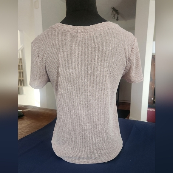 Spring knit  top - Picture 2 of 4